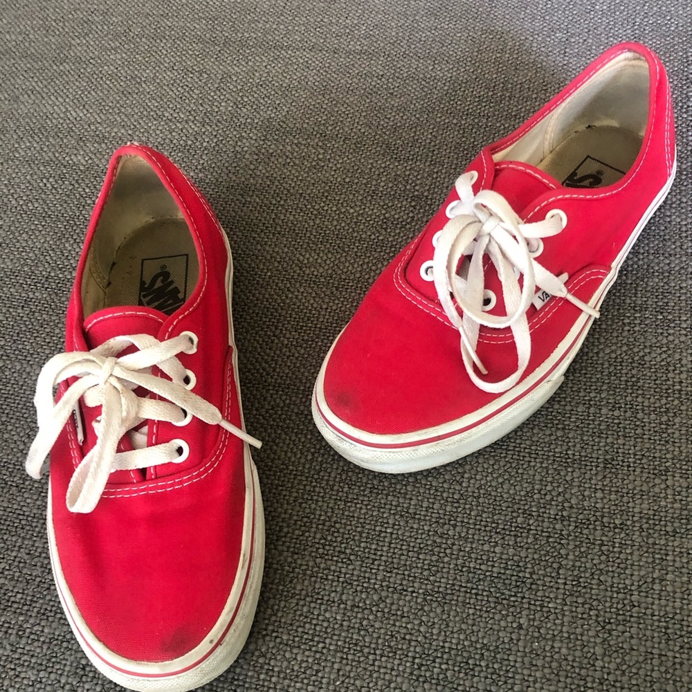 Vans authentic core classics 7.5 red